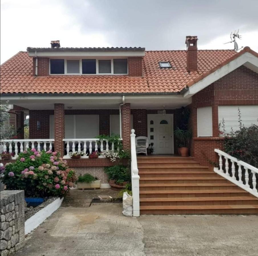 דירות אורניה Apartamento Turistico La Mies מראה חיצוני תמונה