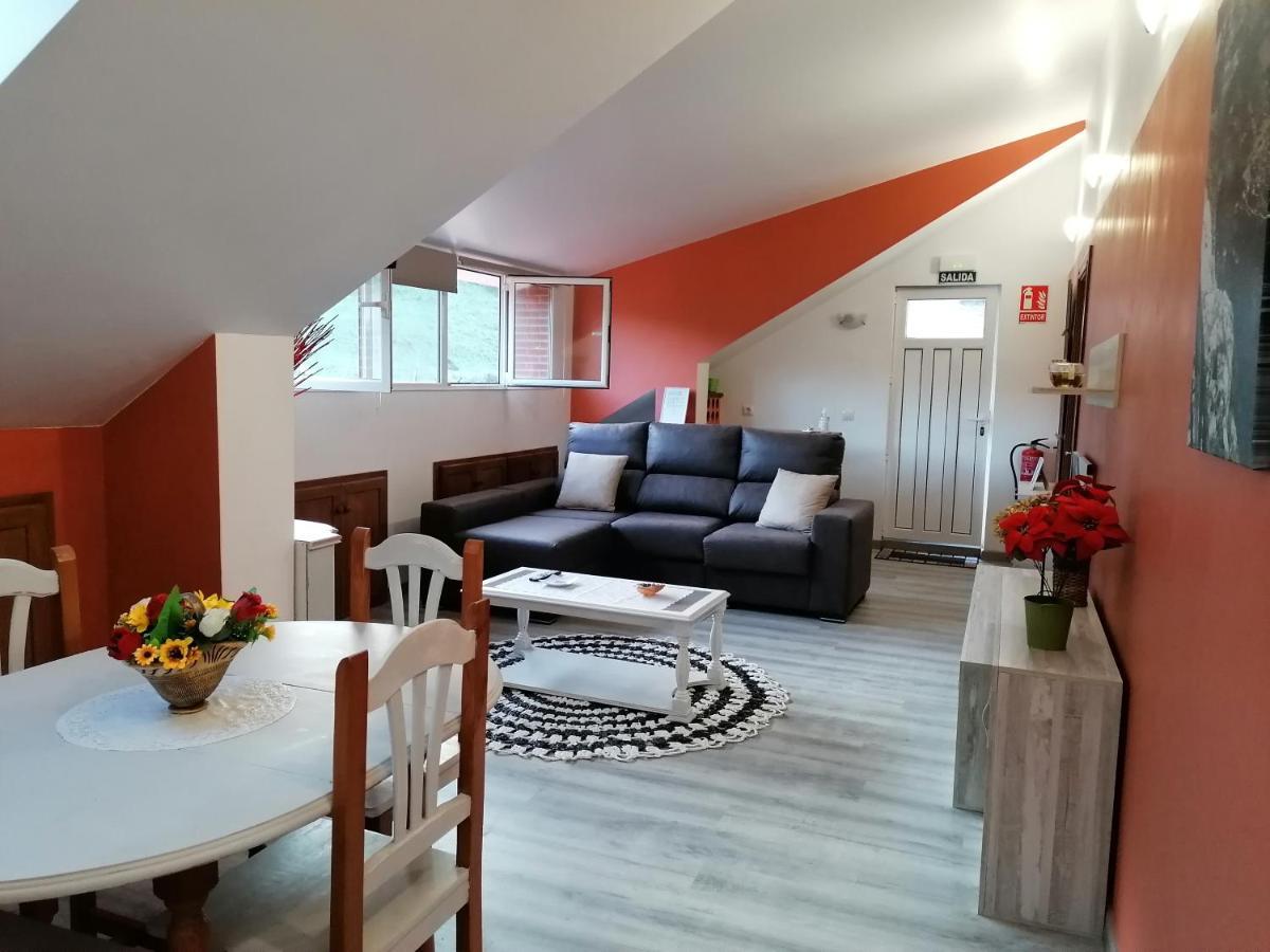 דירות אורניה Apartamento Turistico La Mies מראה חיצוני תמונה